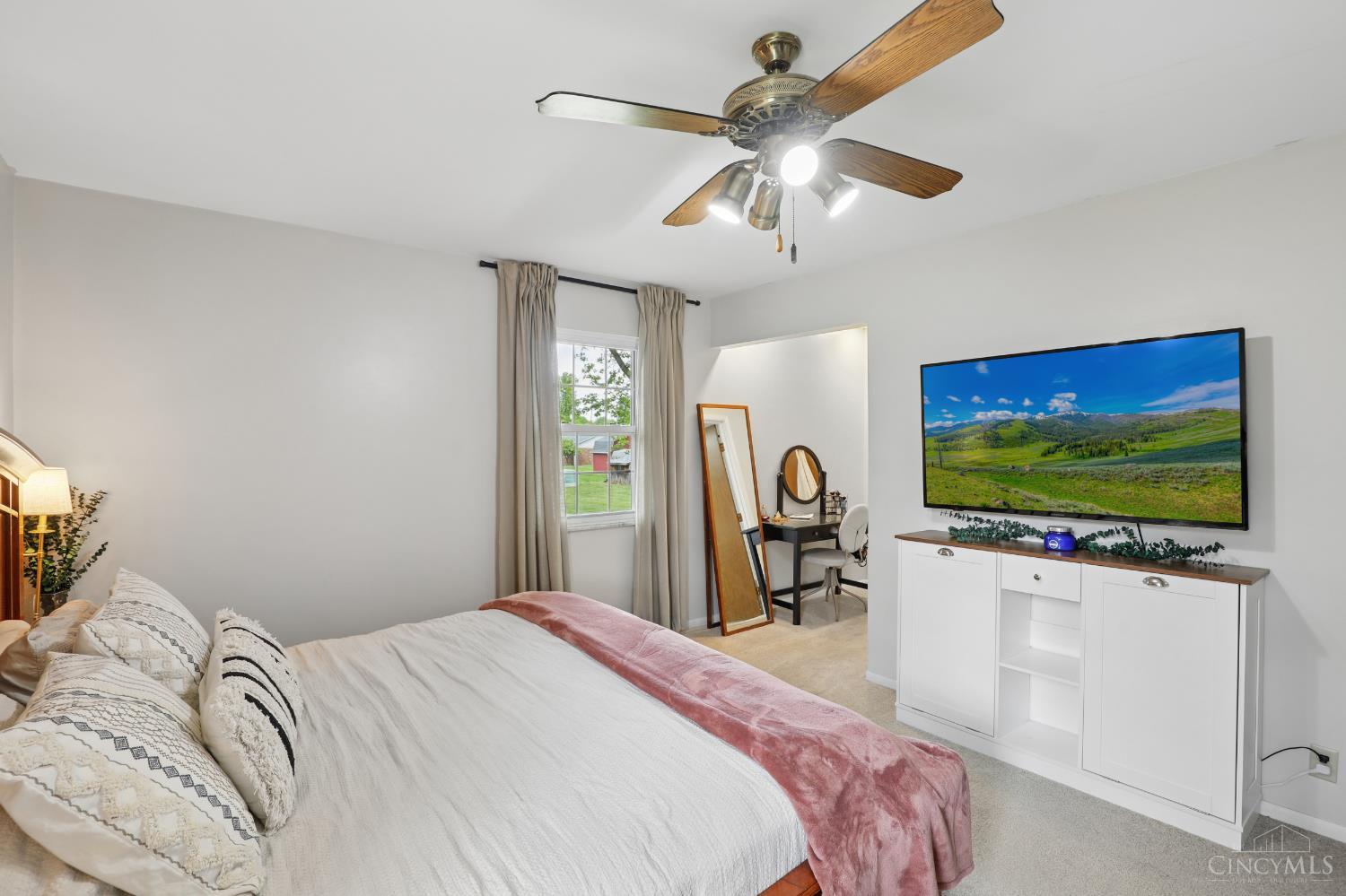 8049 Shade Tree Drive