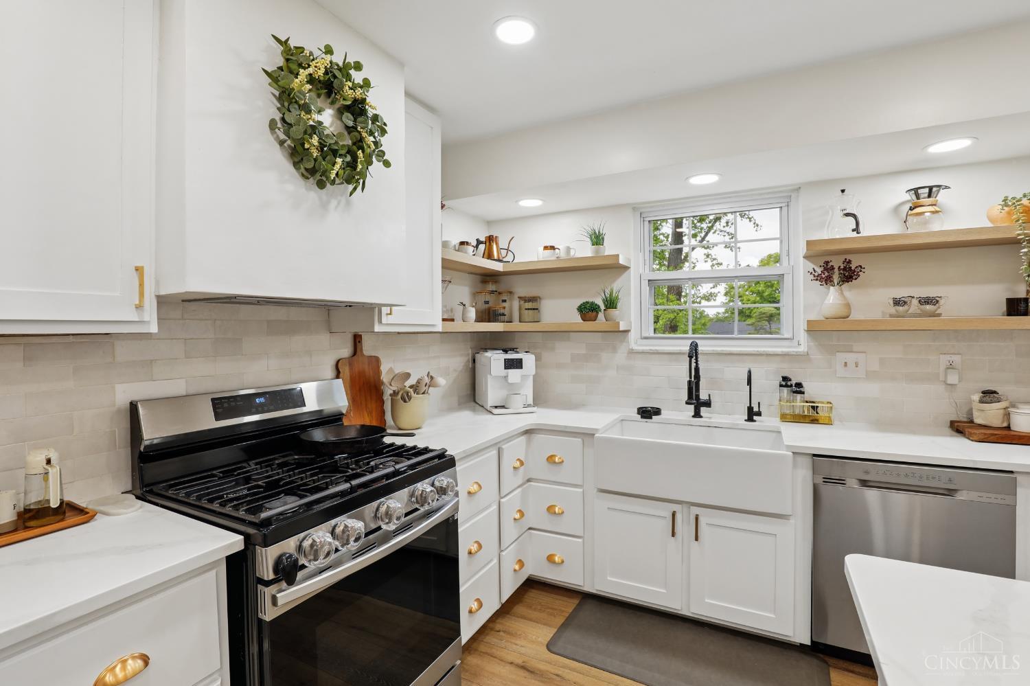 8049 Shade Tree Drive