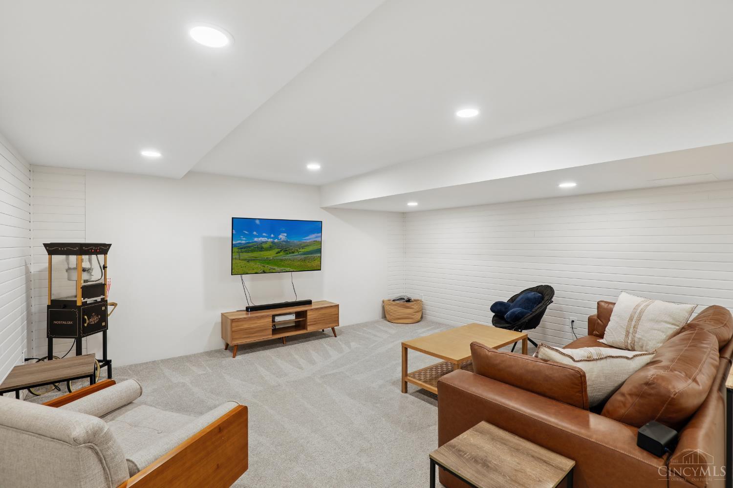 8049 Shade Tree Drive