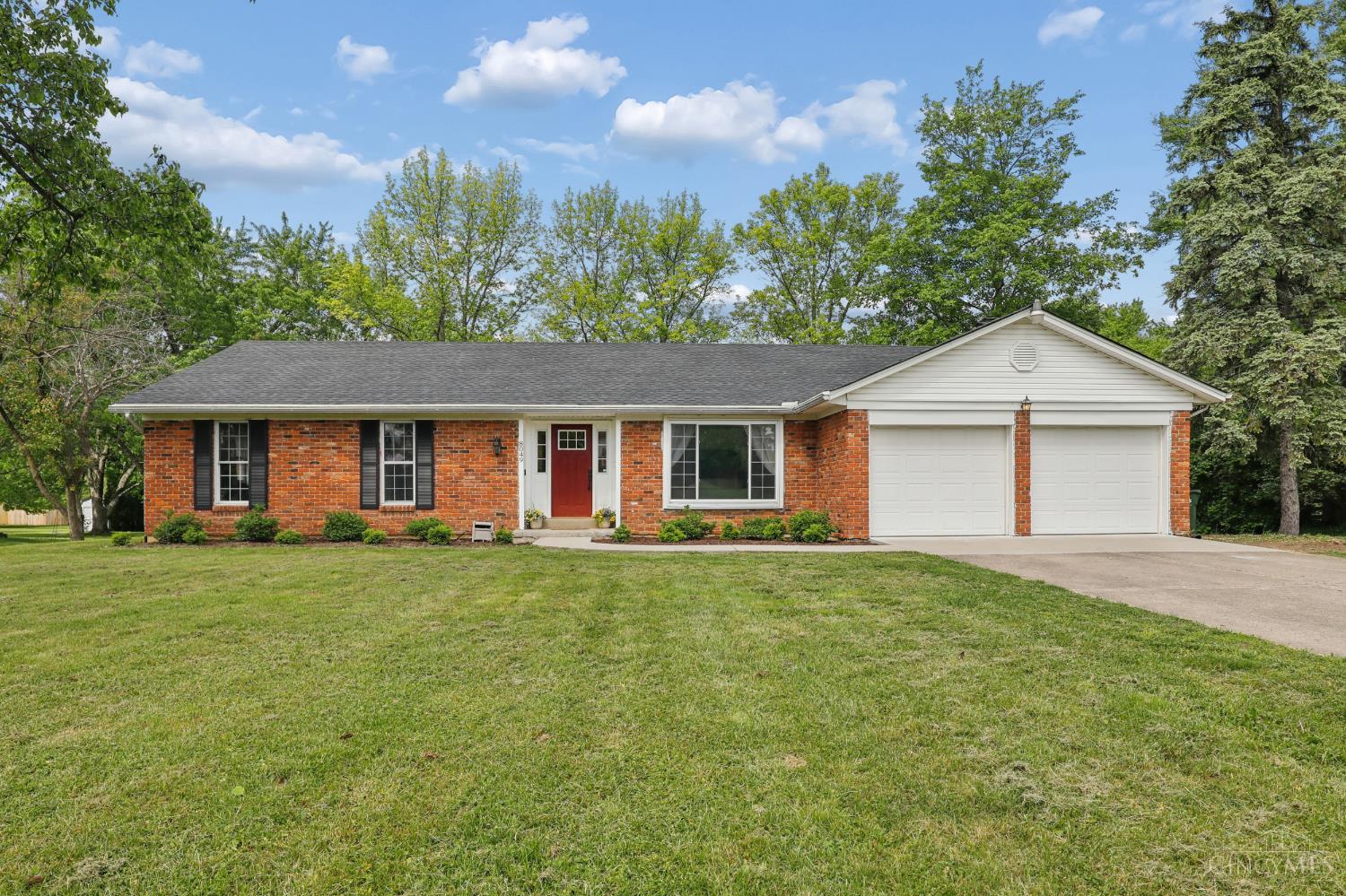 8049 Shade Tree Drive
