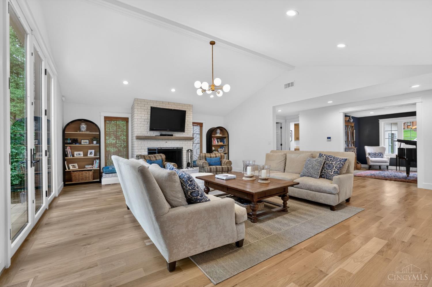 10552 Tanagerhills Drive