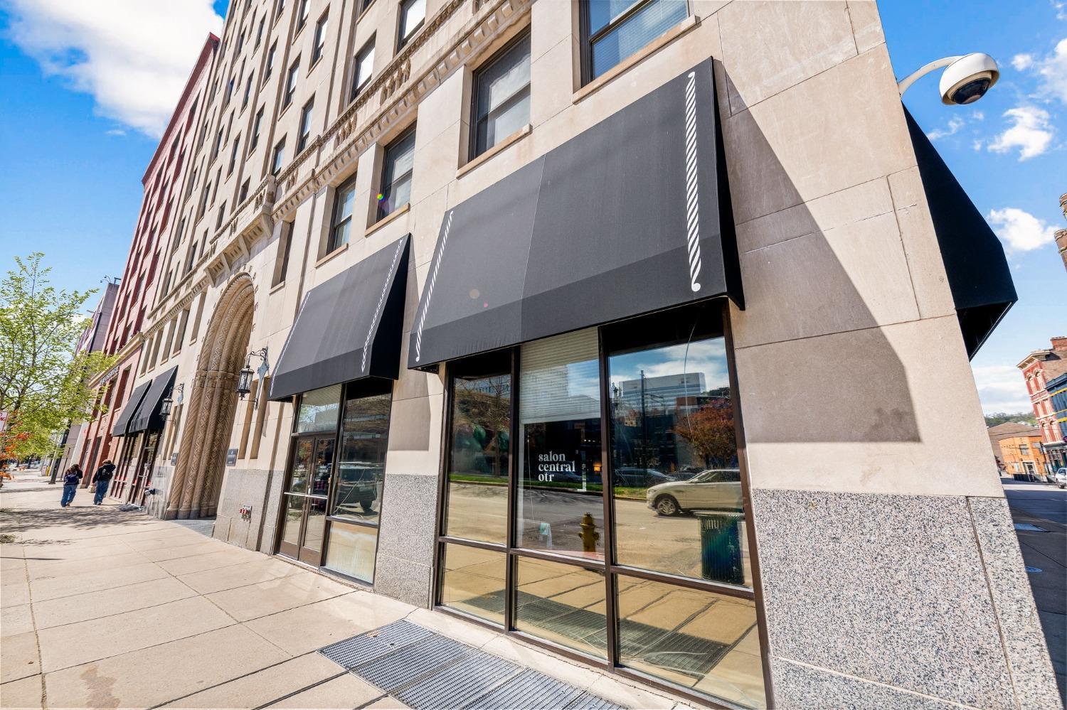 30 E Central Parkway 102