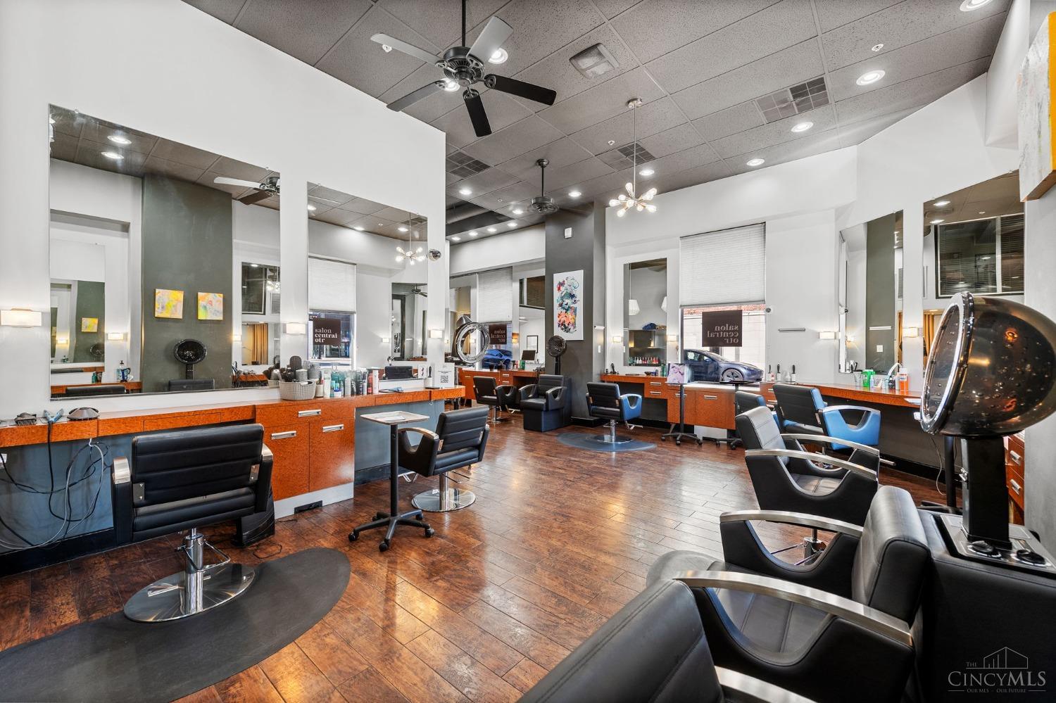 30 E Central Parkway 102