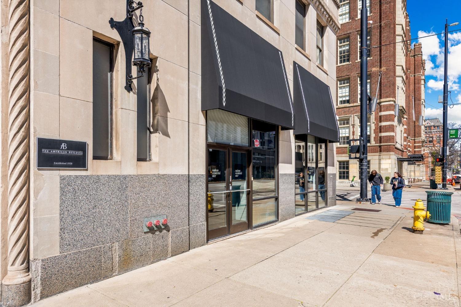 30 E Central Parkway 102