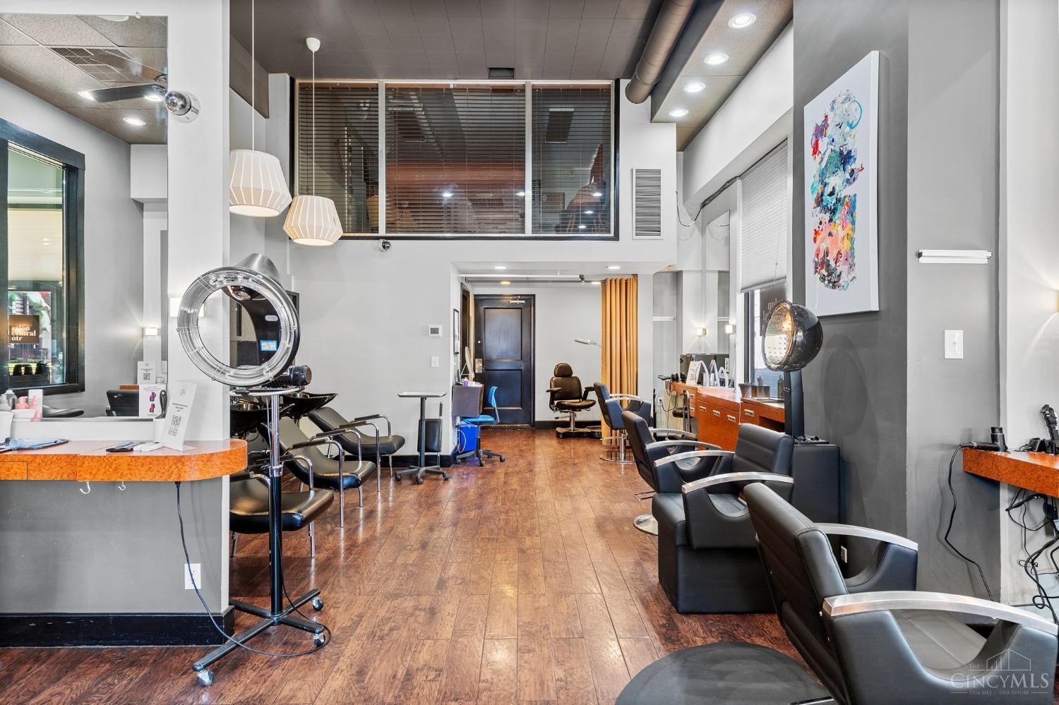 30 E Central Parkway 102