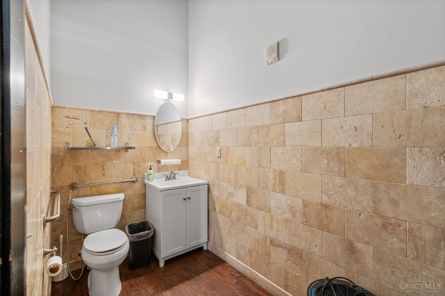 30 E Central Parkway 102