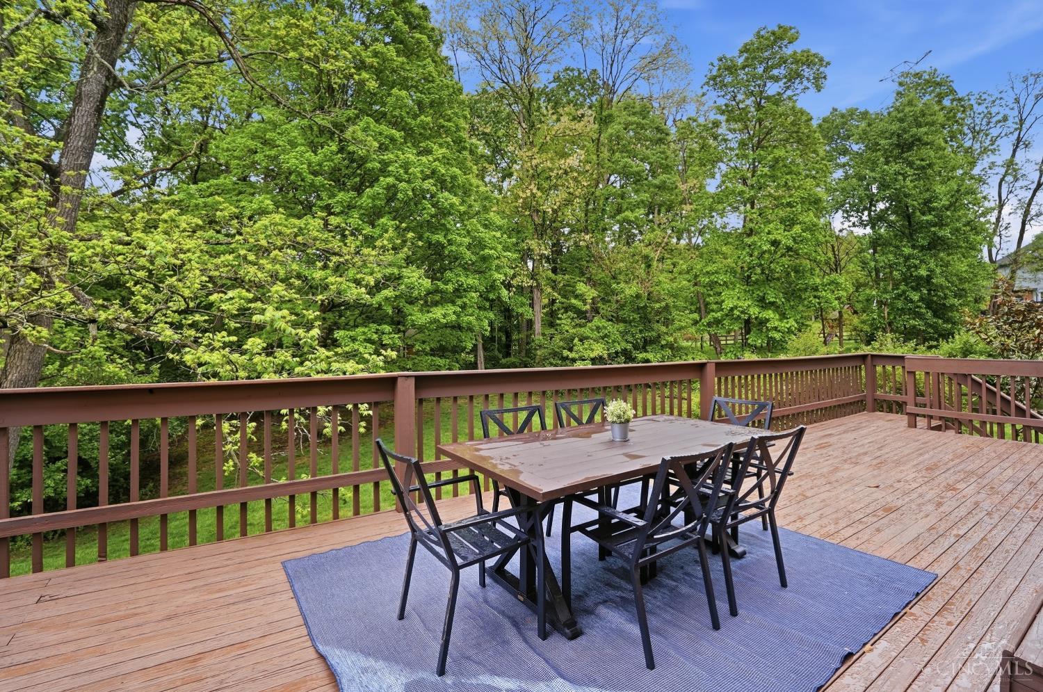 7211 Anderson Woods Drive