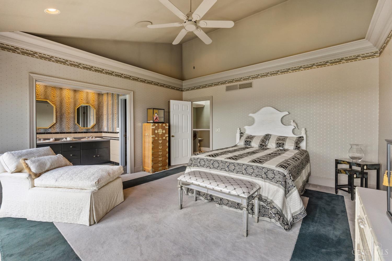 382 Grand Avenue 1