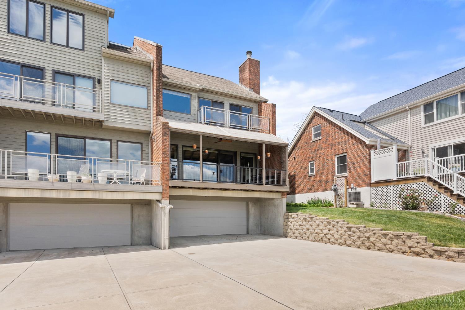 382 Grand Avenue 1