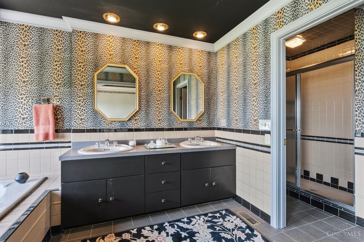 382 Grand Avenue 1