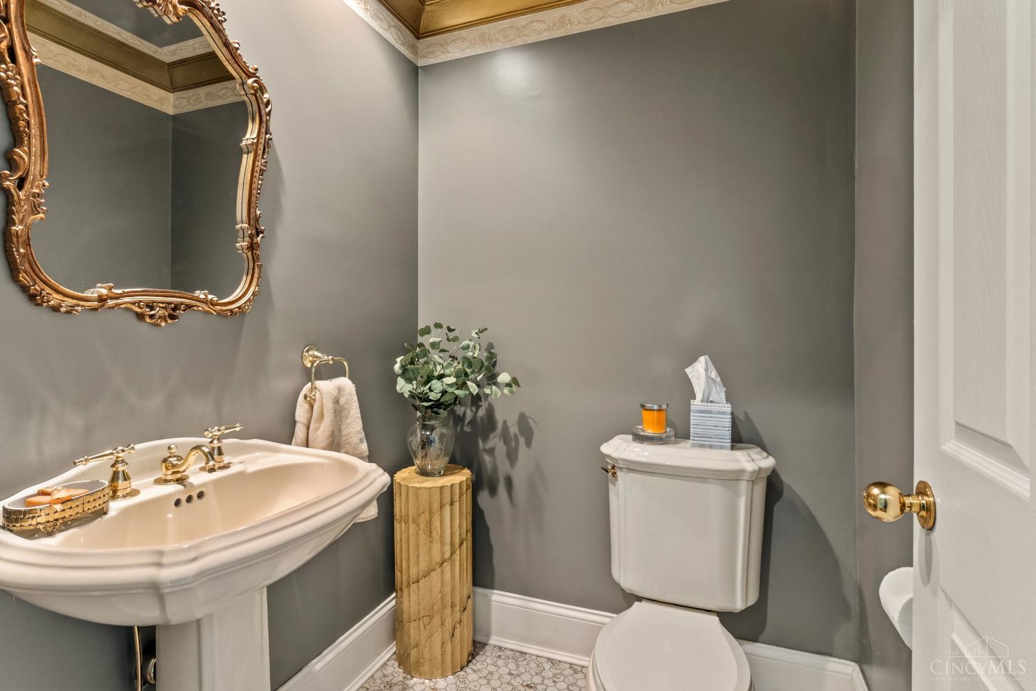 382 Grand Avenue 1