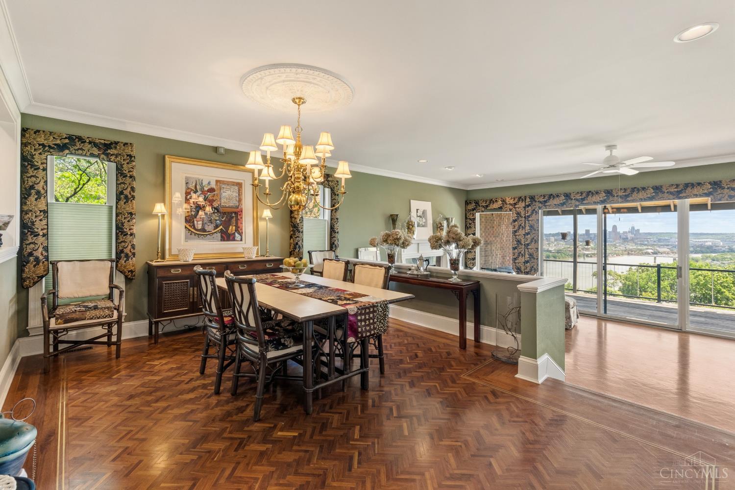 382 Grand Avenue 1