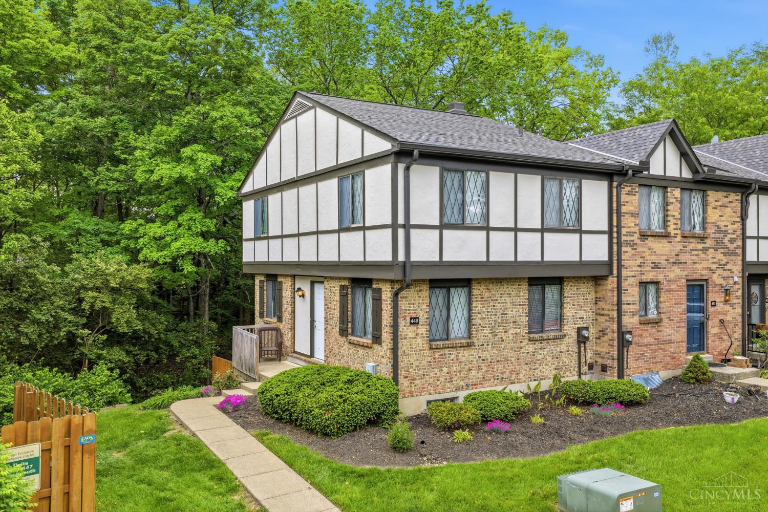 449 Dartmouth Circle