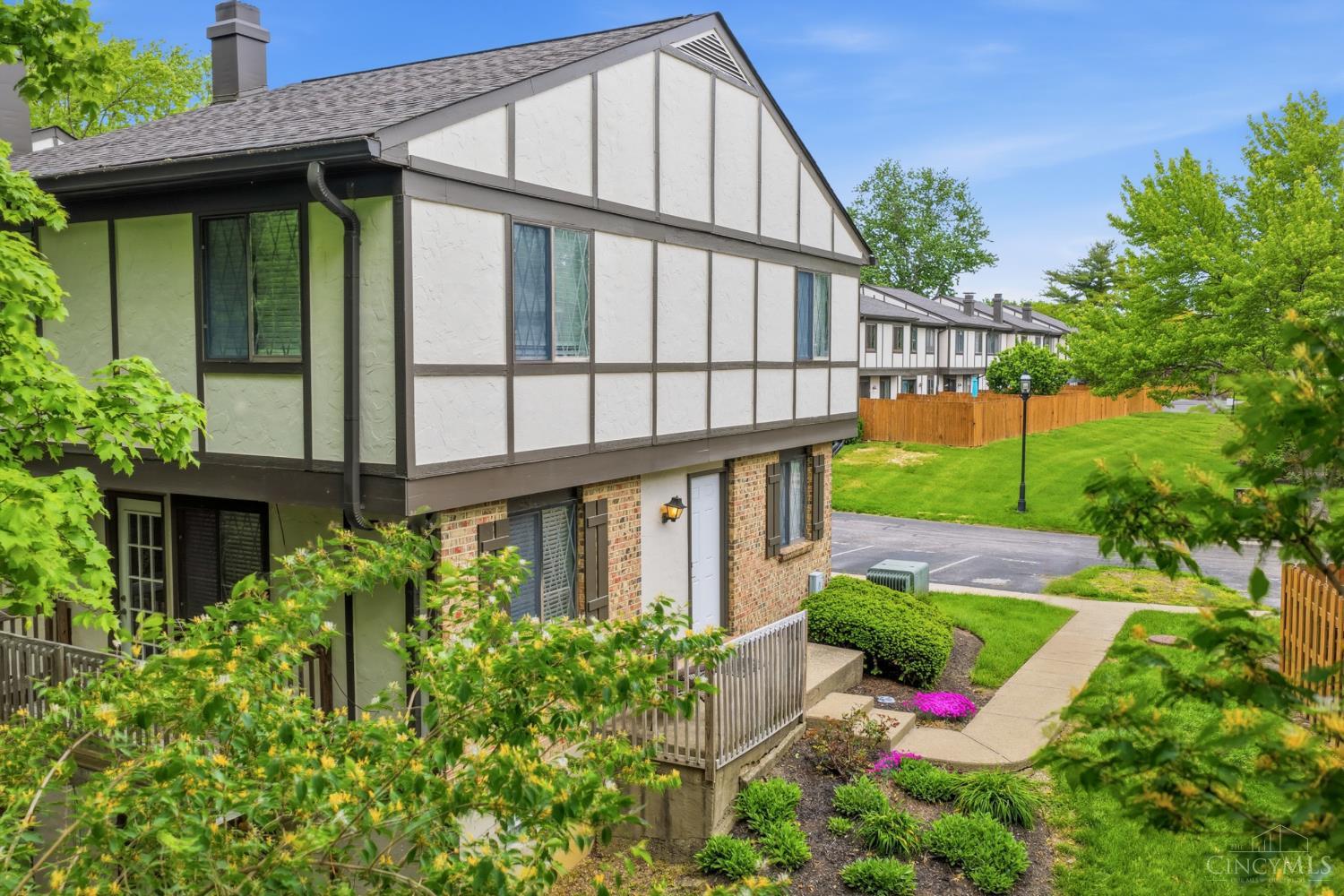449 Dartmouth Circle