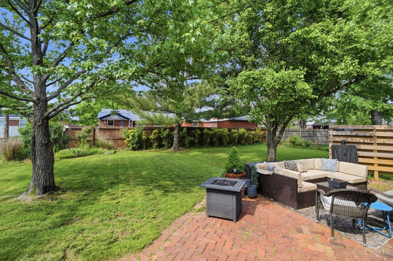 8616 Linderwood Lane