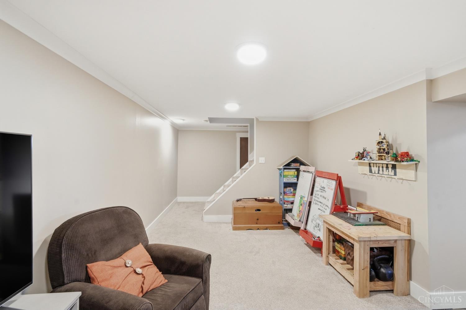 8616 Linderwood Lane