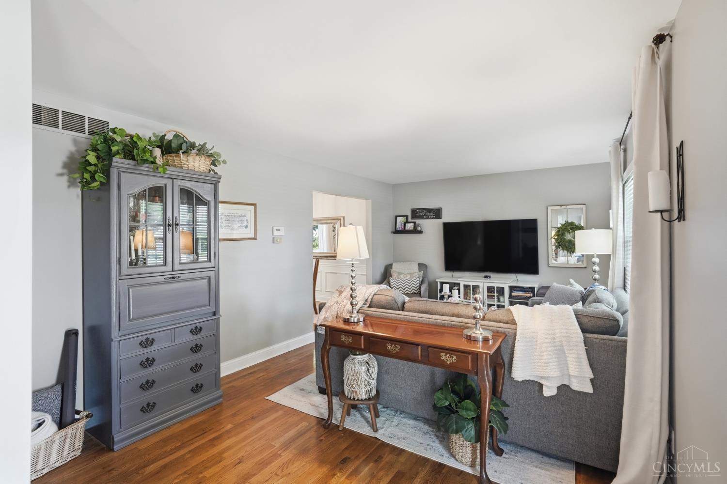 8616 Linderwood Lane