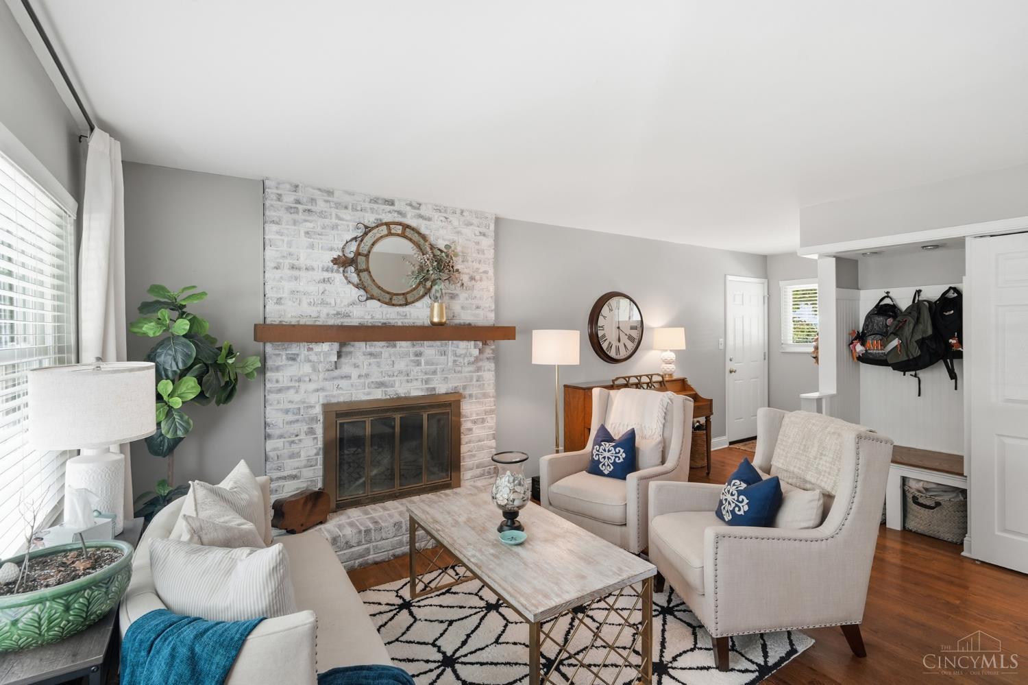 8616 Linderwood Lane