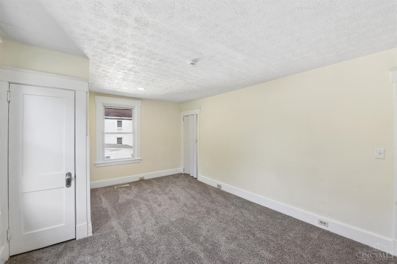 1524 Adams Road