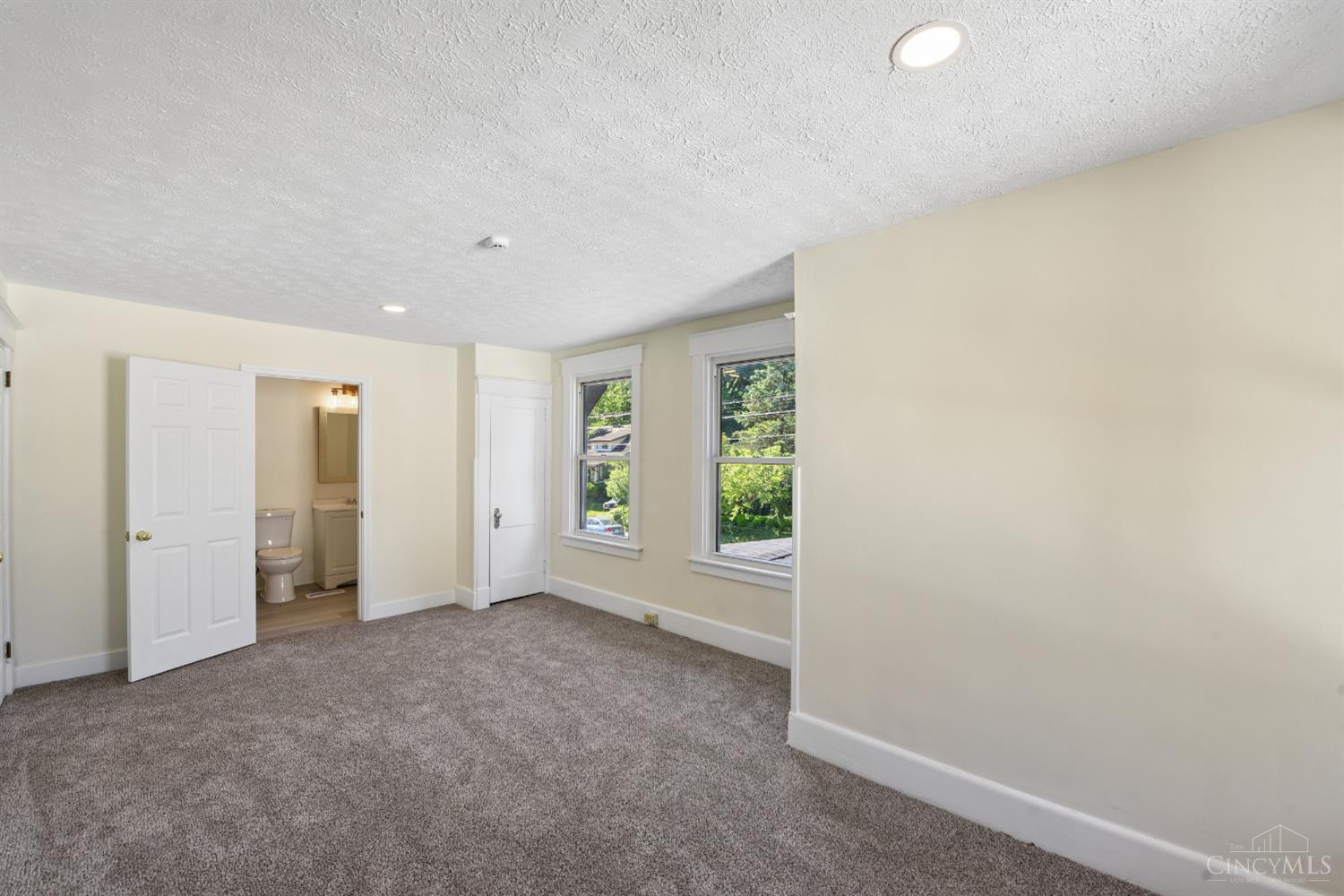 1524 Adams Road