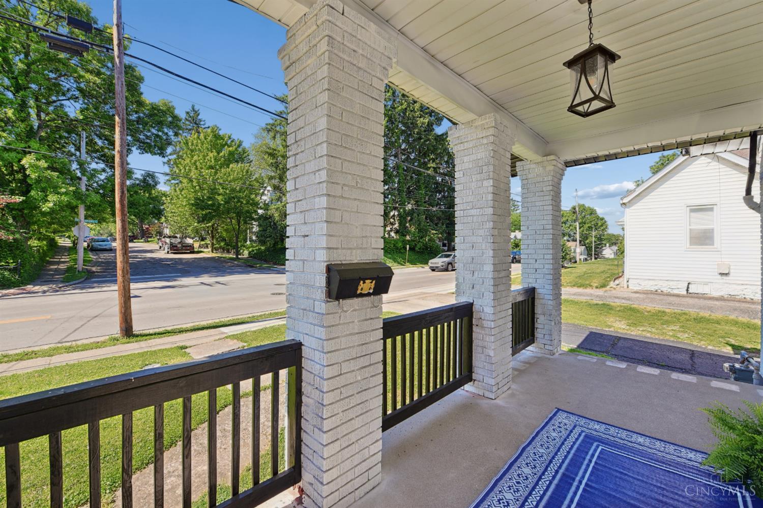1524 Adams Road