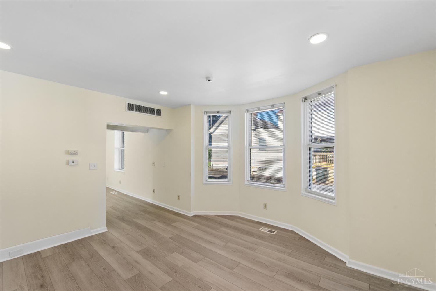 1524 Adams Road