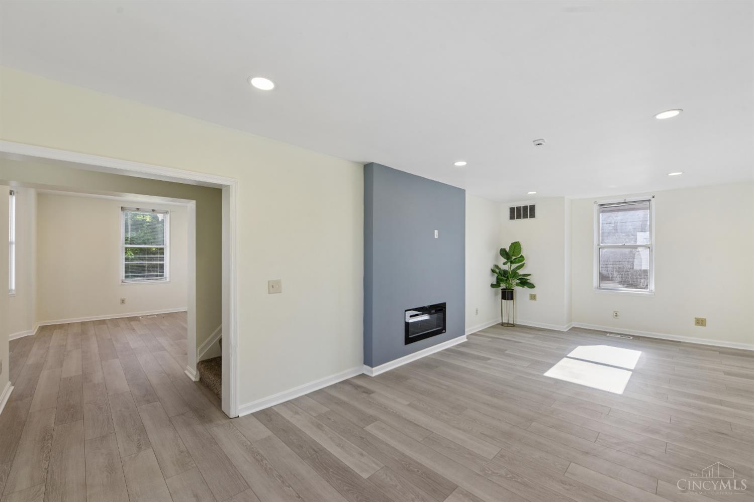 1524 Adams Road