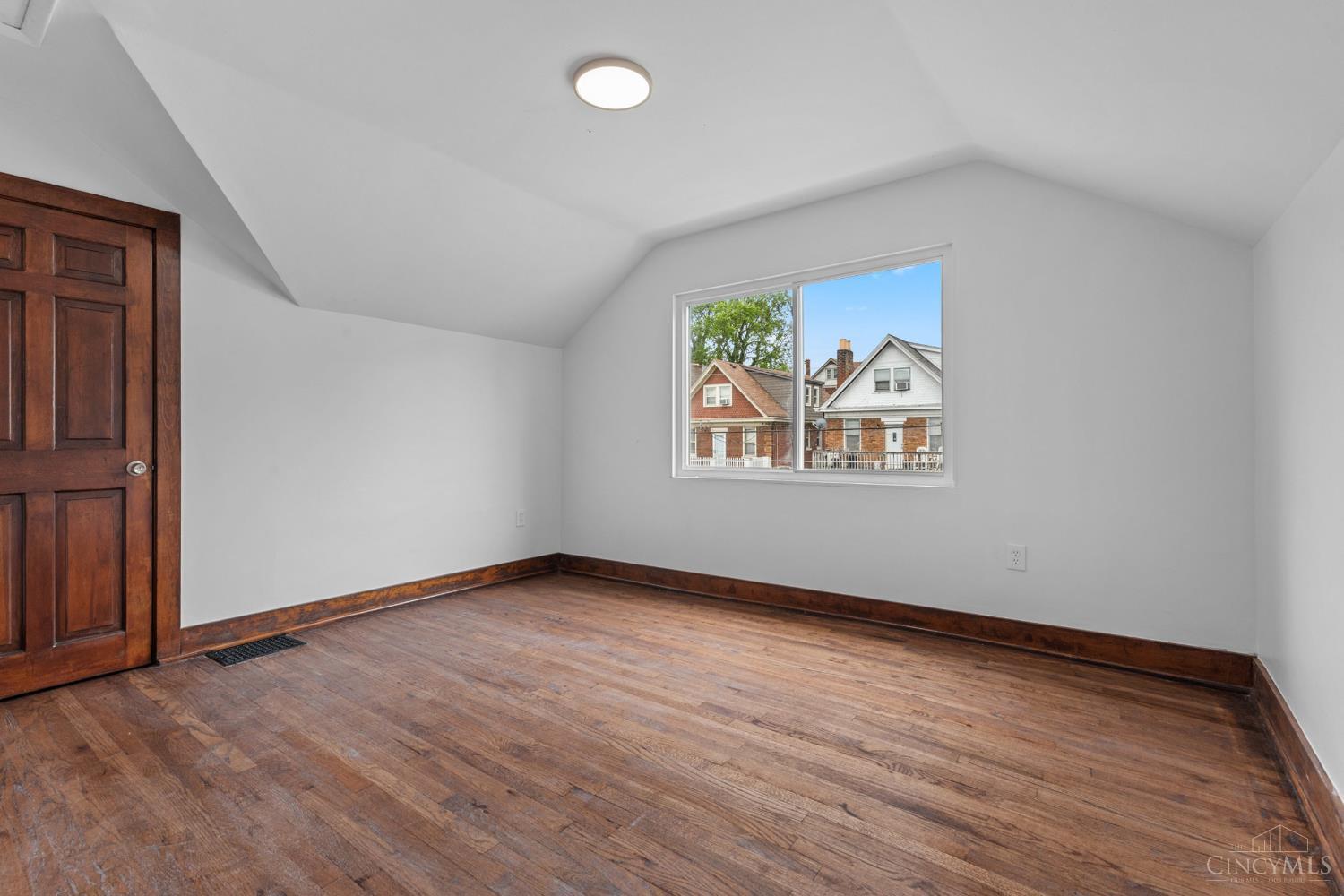 1114 Winfield Avenue