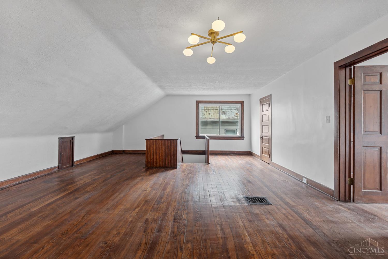 1114 Winfield Avenue