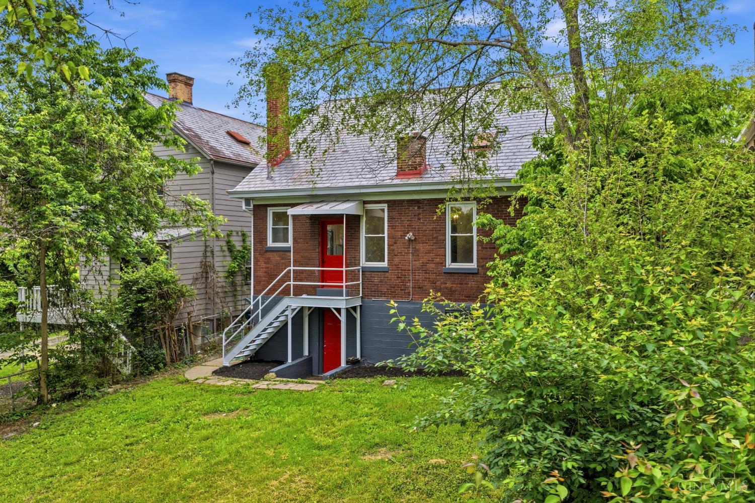 1114 Winfield Avenue