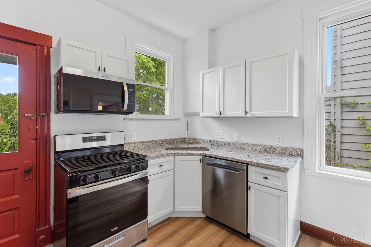 1114 Winfield Avenue