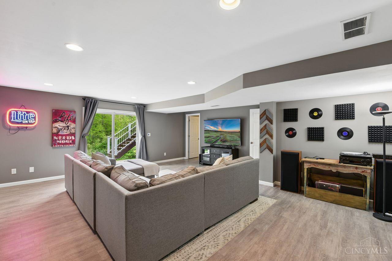 4223 Hunting Hawk Drive