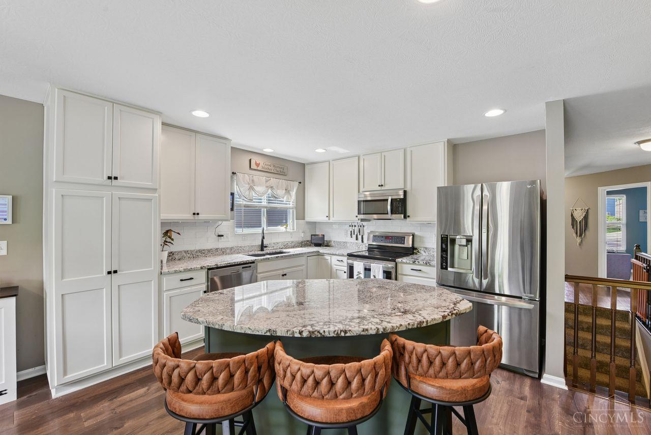 4223 Hunting Hawk Drive