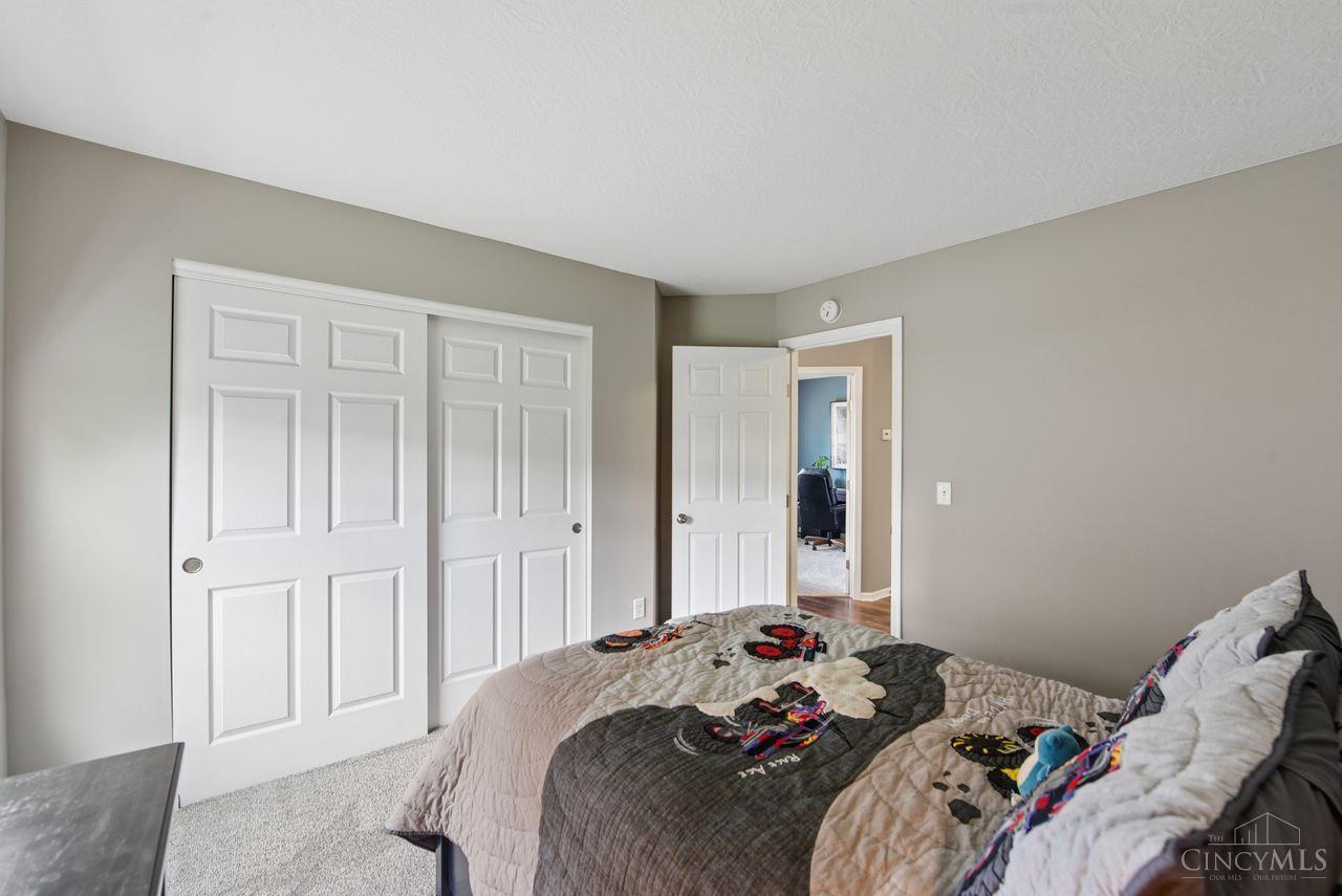 4223 Hunting Hawk Drive