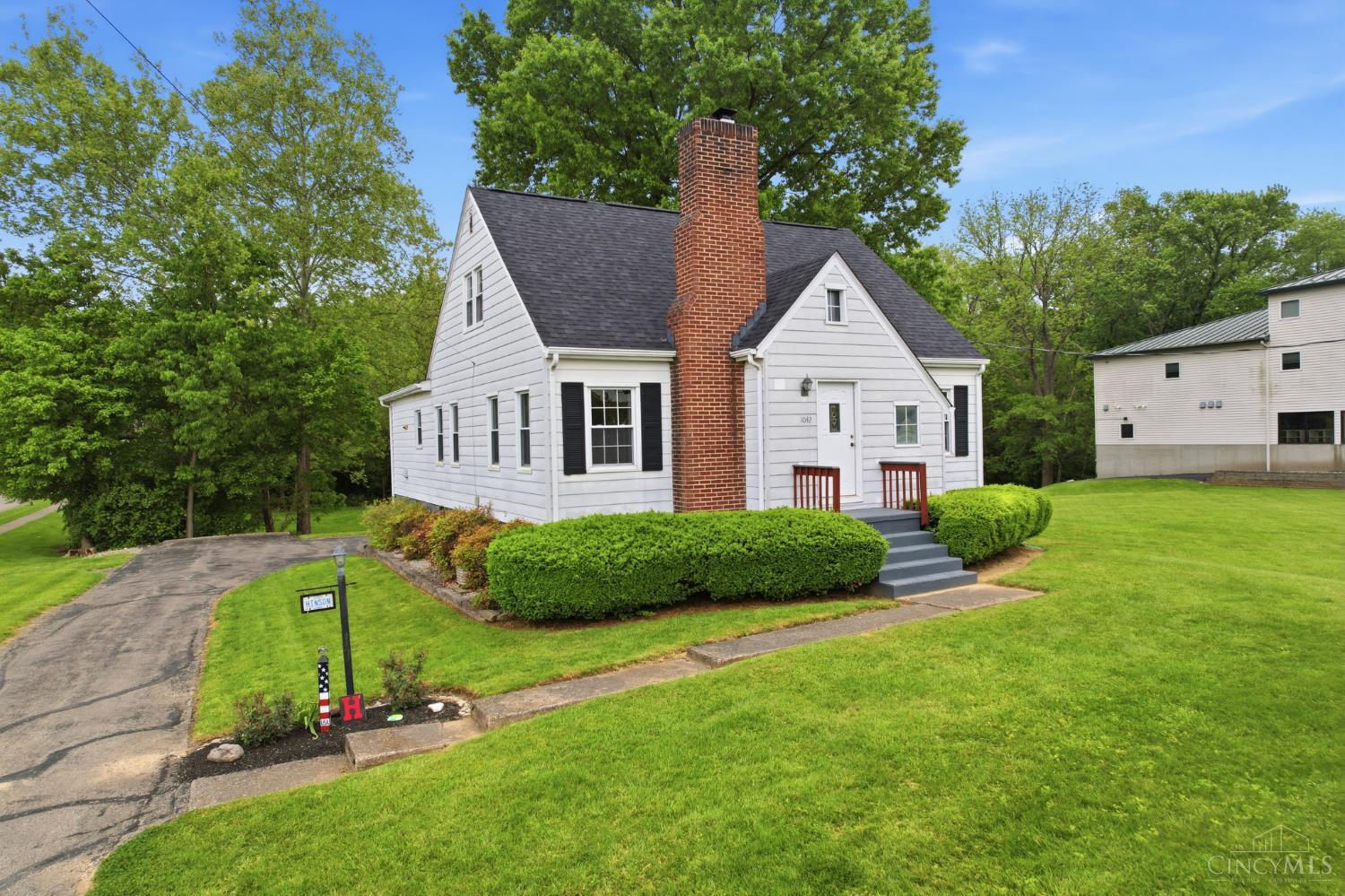 1042 Old U S Route 52