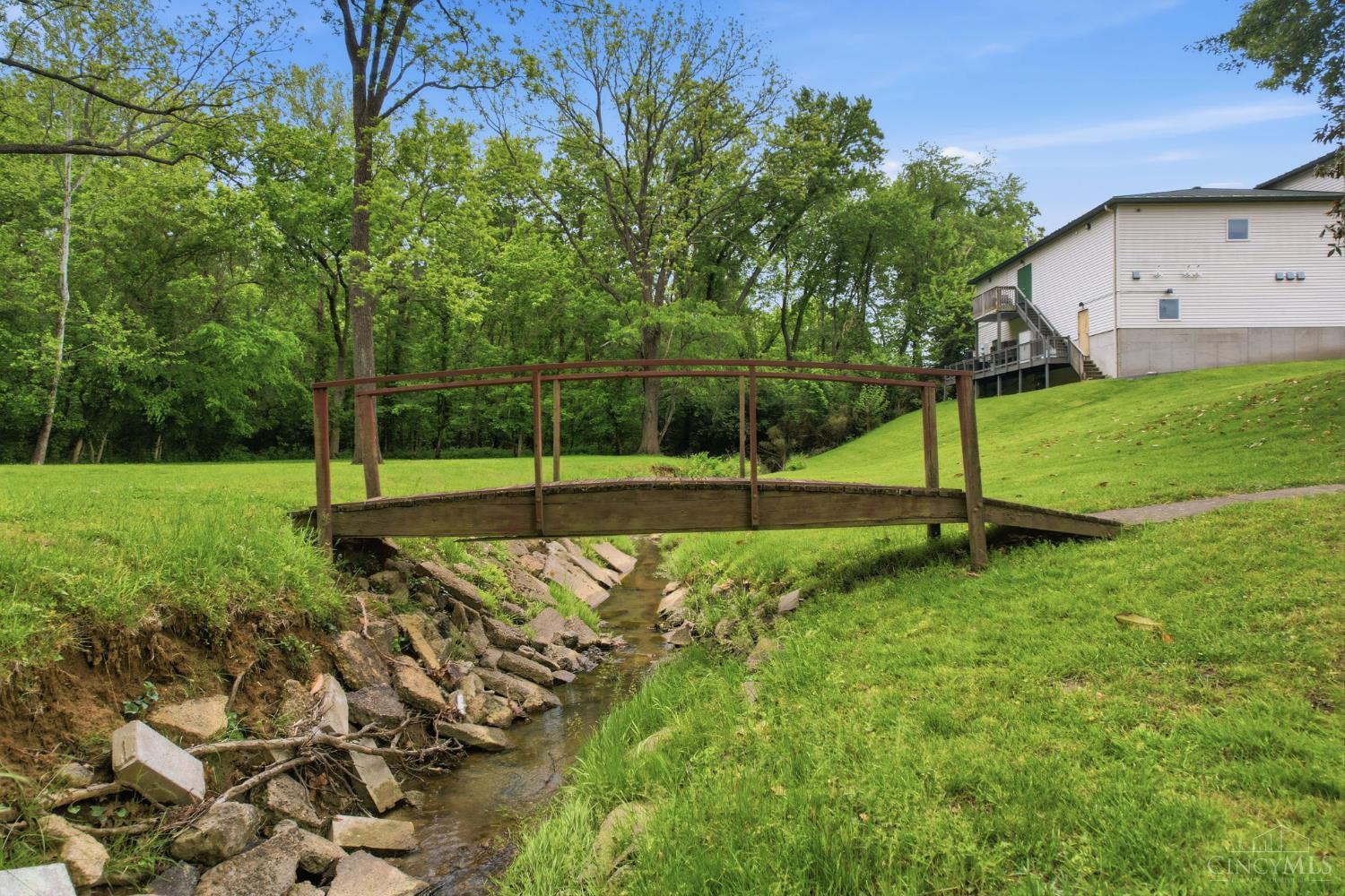 1042 Old U S Route 52