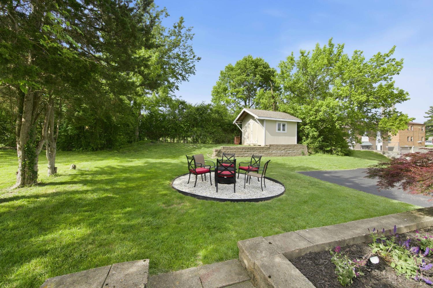 3654 Boomer Road
