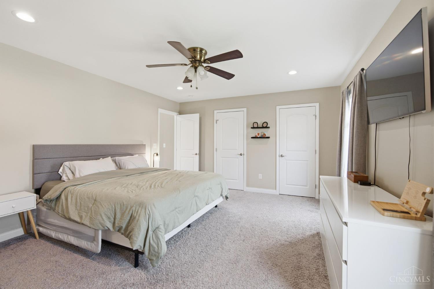 3654 Boomer Road