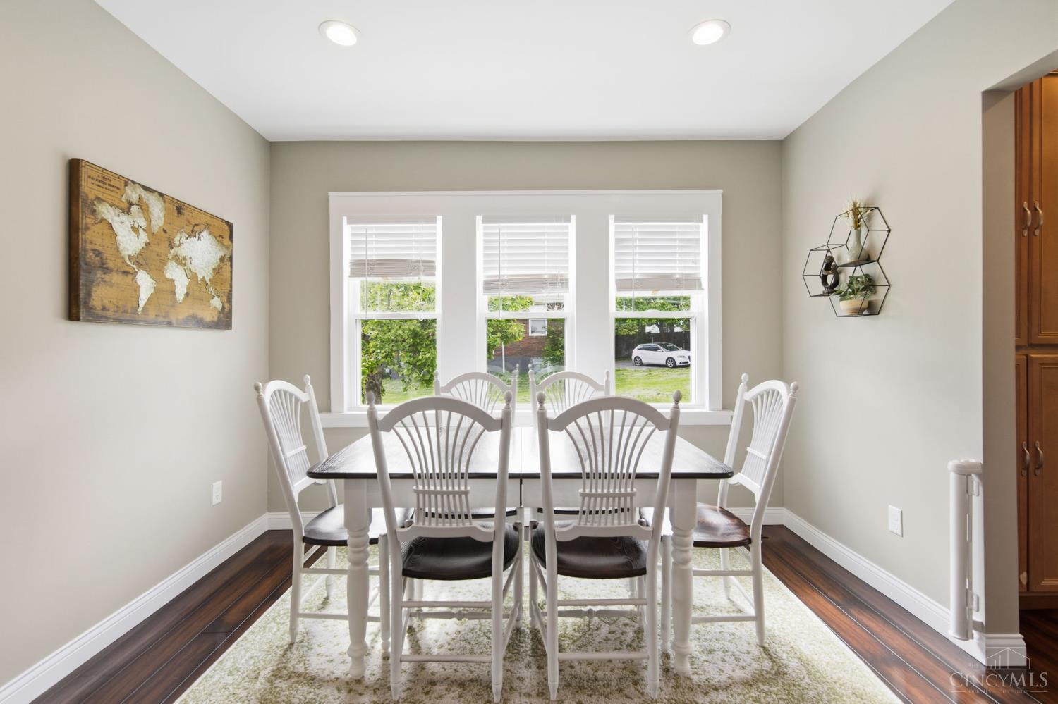 3654 Boomer Road