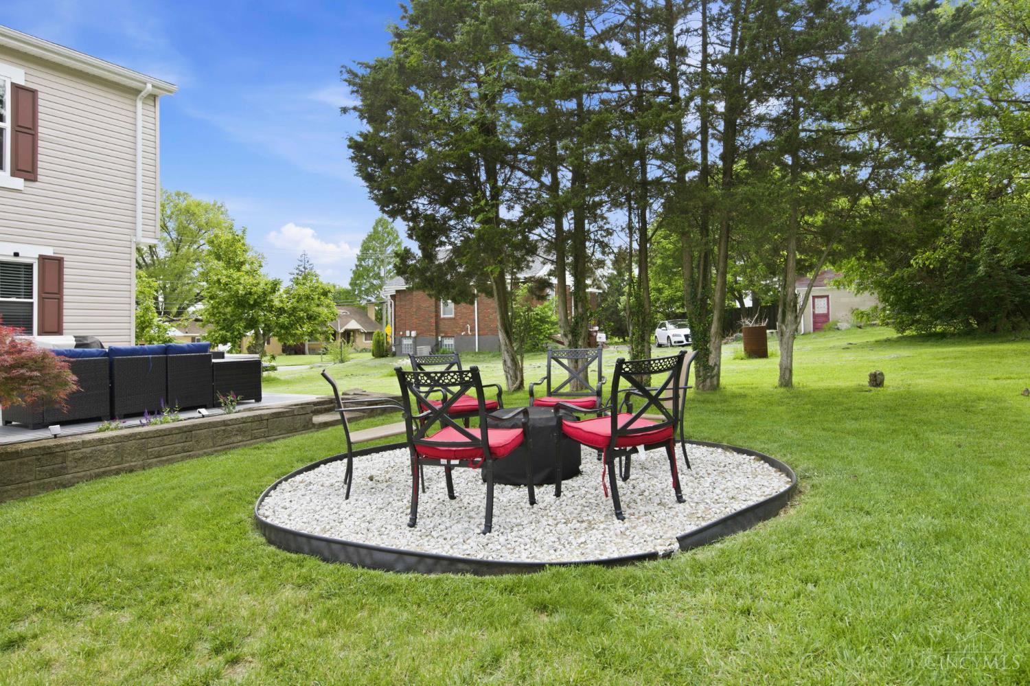 3654 Boomer Road