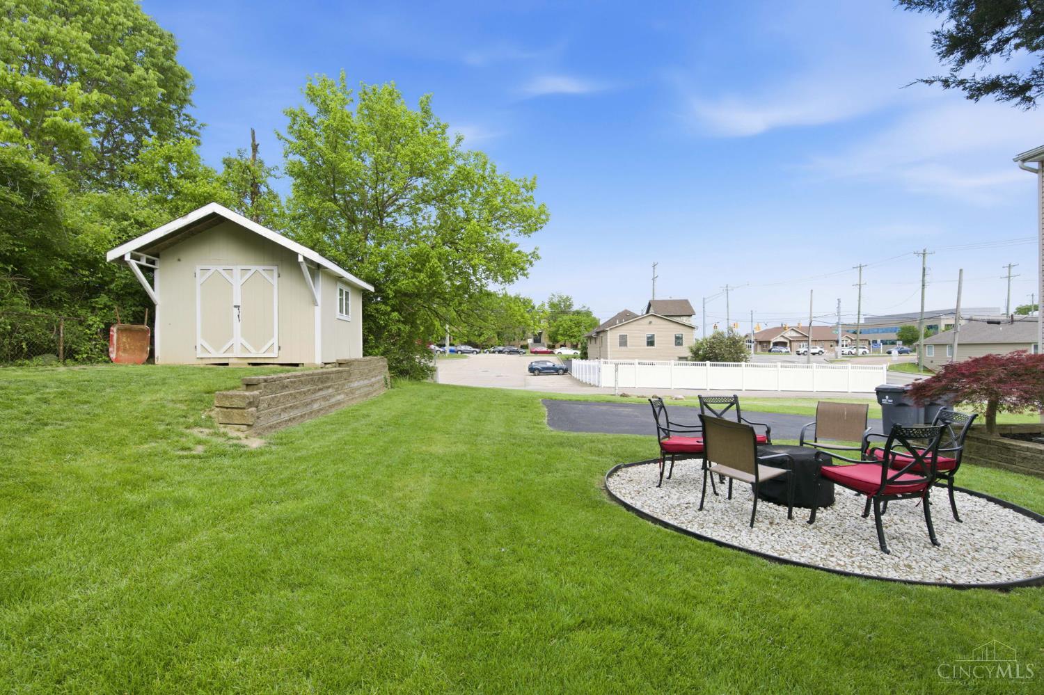 3654 Boomer Road