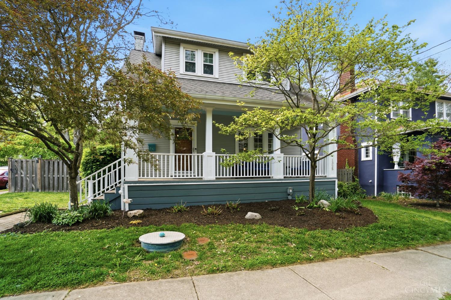 1325 Edwards Road
