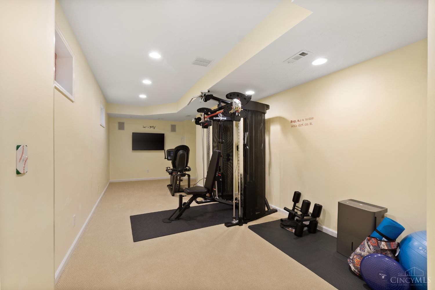 6120 Greenbrier Glen