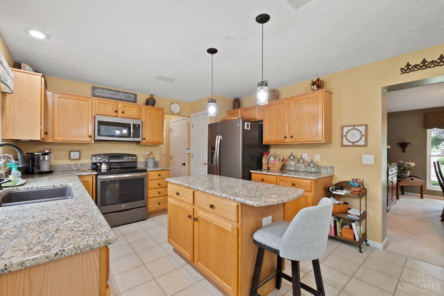 6120 Greenbrier Glen