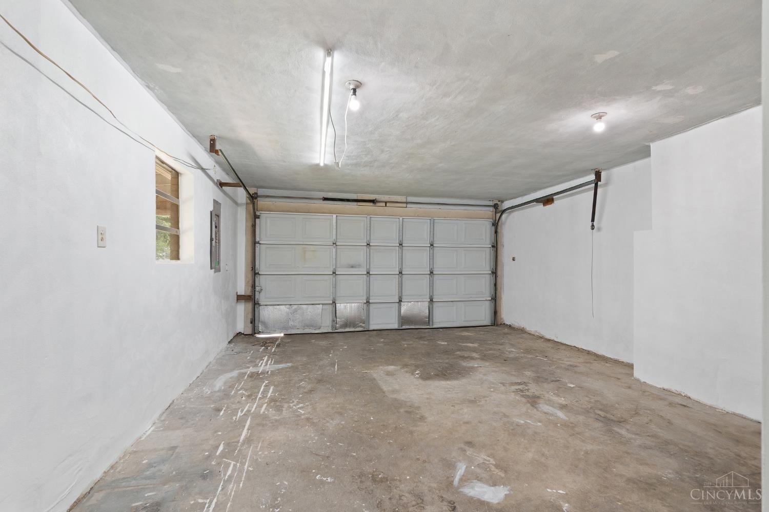 4220 Forsythia Drive