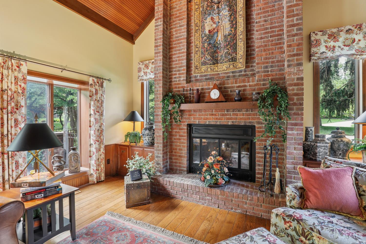 9 Little Creek Lane
