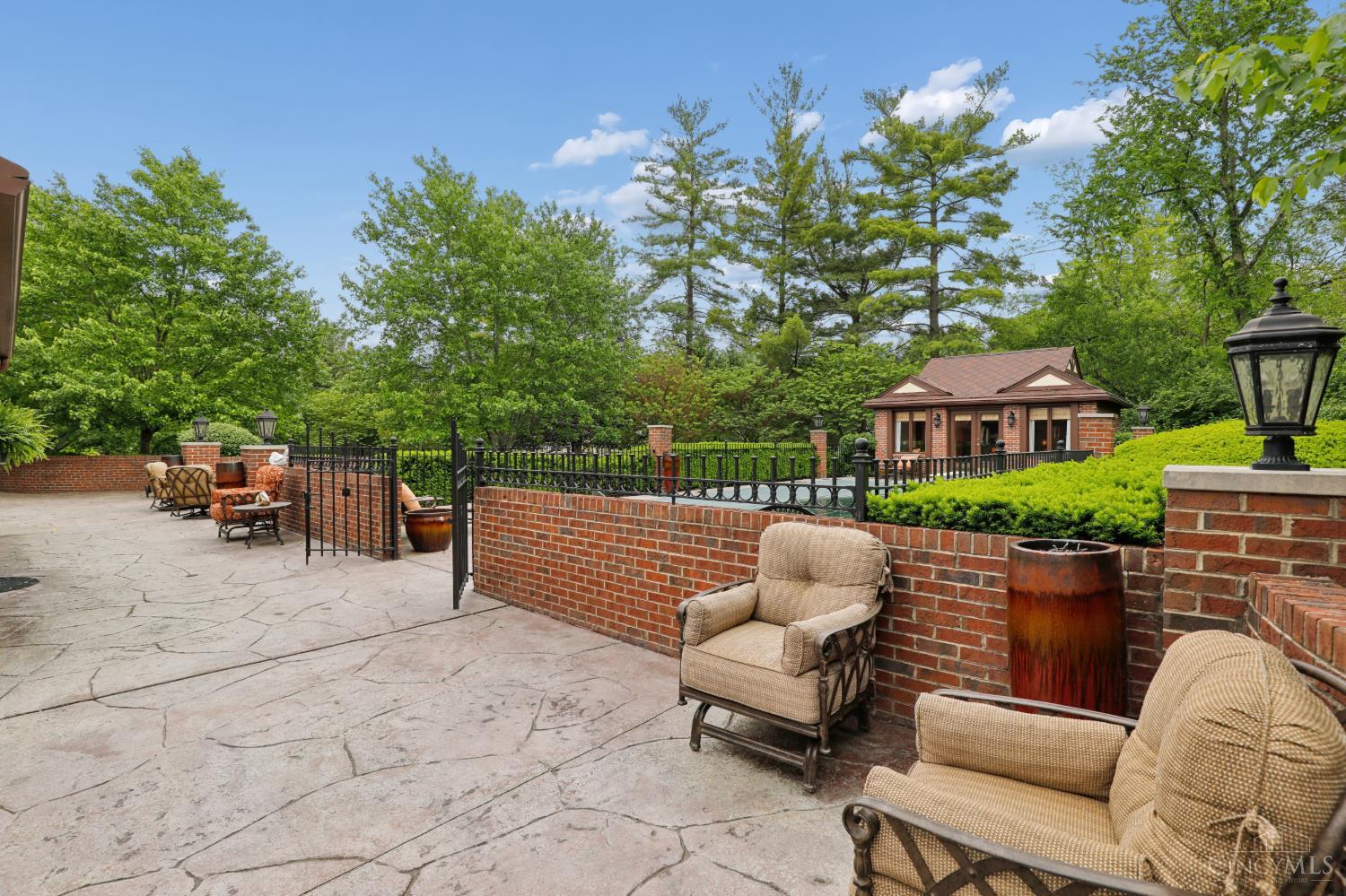 9 Little Creek Lane