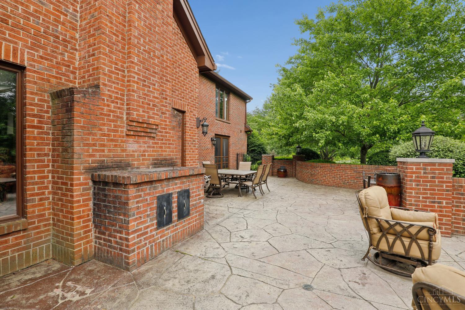 9 Little Creek Lane