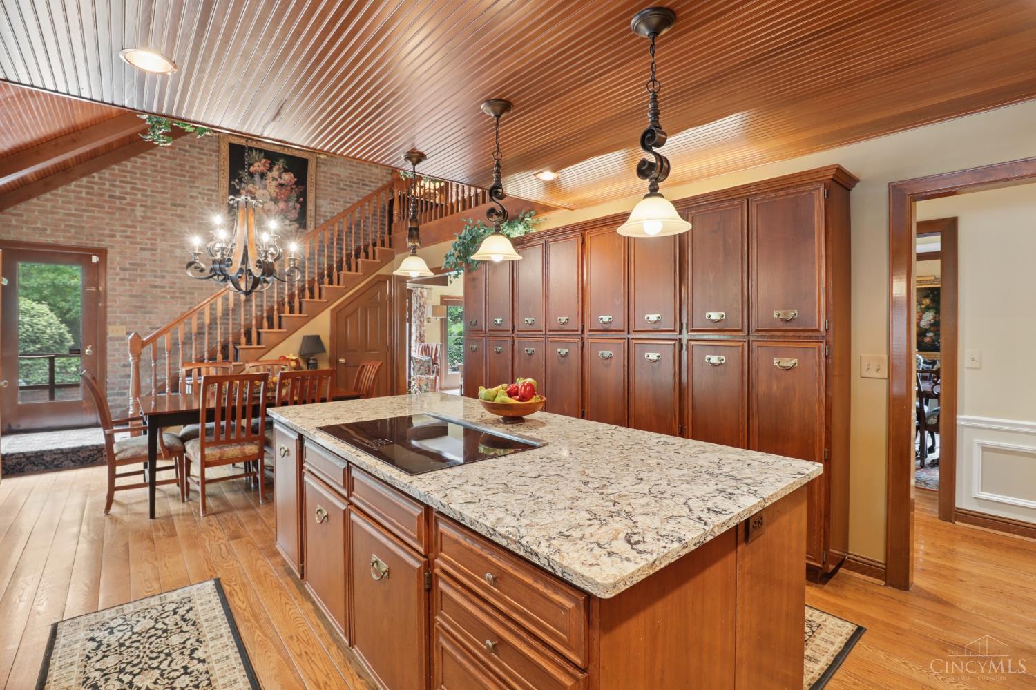 9 Little Creek Lane