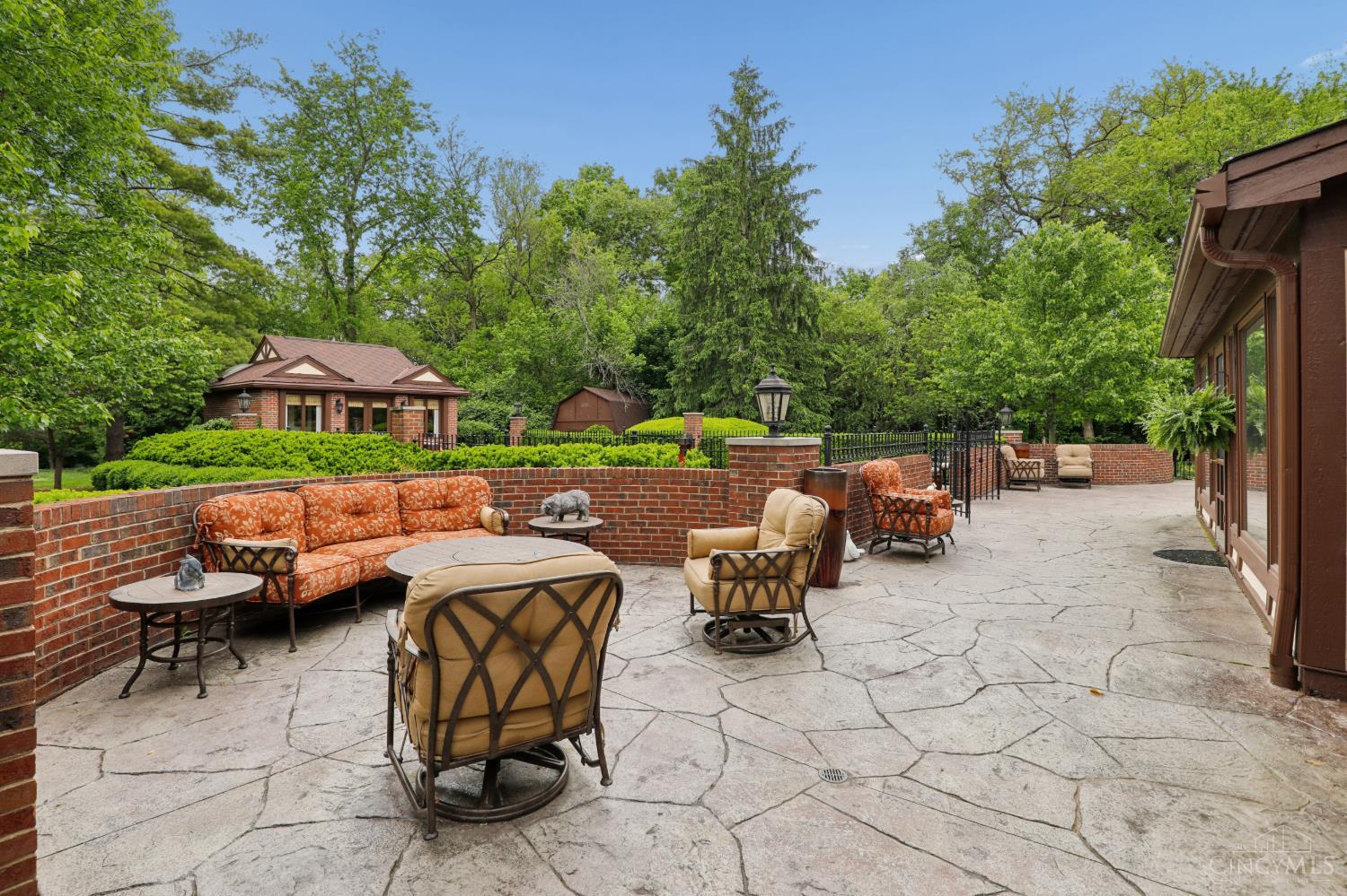 9 Little Creek Lane